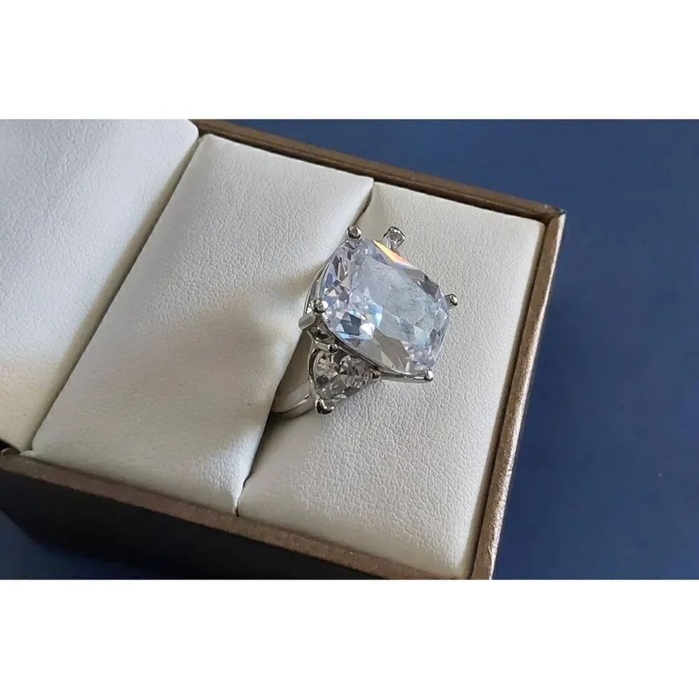 Gorgeous 10 Carat Elongated Cushion & Trillion Cut Bridal/Engagement Ring Sz 8